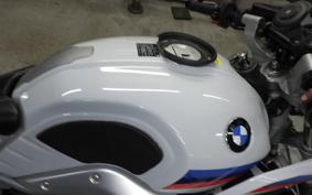 BMW R NINE T RACER 2019