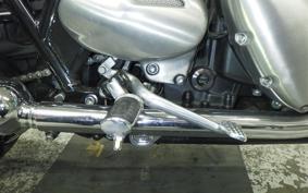 TRIUMPH BONNEVILLE T120 2025
