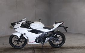 SUZUKI GSX-R125 DL33B