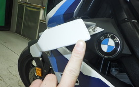 BMW M1000R 2023