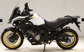 SUZUKI Vストローム650XTA 2023 C733M