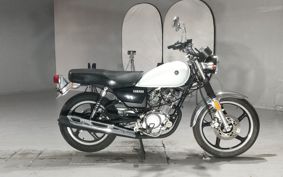 YAMAHA YB125SP PCJL