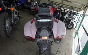 HONDA NM4 VULTUS -02 2015 RC82