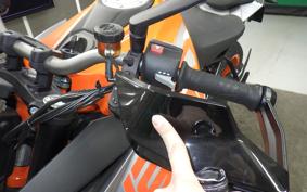 KTM 1290 SUPER DUKE GT 2022