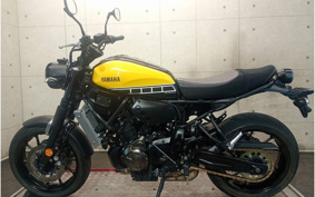YAMAHA XSR700 2018 RM11
