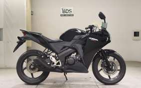 HONDA CBR125R JC50
