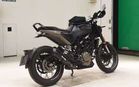HUSQVARNA SVARTPILEN 401 2024