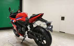 HONDA CBR650R E-Clutch 2026 RH17