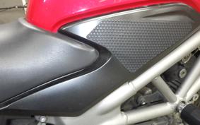 HONDA VTR 250 Gen. 2 2011 MC33