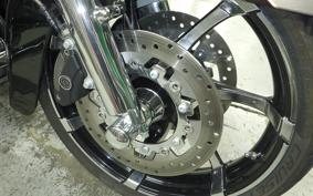 HARLEY FLTRXSE1800CVO 2013