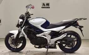 SUZUKI ｸﾞﾗﾃﾞｨｳｽ400 2010 VK58A