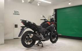 SUZUKI Vｽﾄﾛｰﾑ250A 2022