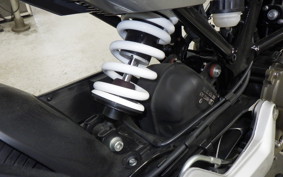 HUSQVARNA SVARTPILEN 250 2002