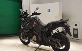 SUZUKI Vｽﾄﾛｰﾑ1050XT 2020 EF11M