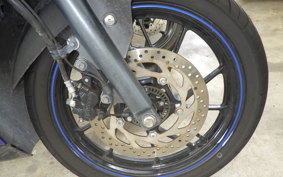 YAMAHA YZF-R15