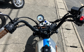 SUZUKI GLASS TRACKER BIG BOY NJ47A