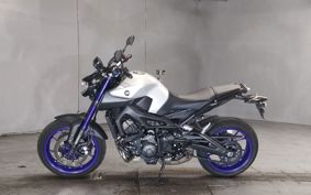 YAMAHA MT-09 RN34J