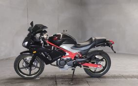 HONDA VTR 250 MC33