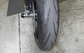 TRIUMPH DAYTONA 675 R 2015