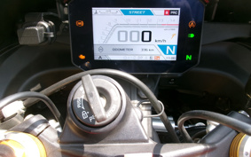 APRILIA APRILIA RSV4 FACTORY 2023 ZD4KY