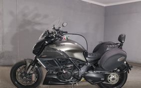 DUCATI DIAVEL STRADA 2013 G102JB