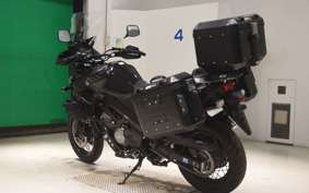 SUZUKI DL650 ( V-Strom 650 ) XTA 2018 C733A