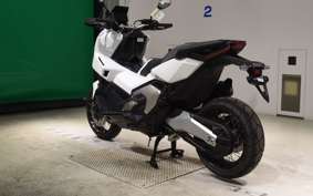 HONDA X-ADV 750 2026 RH21