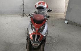 PIAGGIO PIAGGIOMP3 250RL ZAPM4720