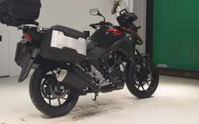 SUZUKI Vｽﾄﾛｰﾑ250
