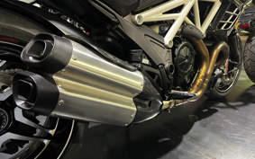 DUCATI DIAVEL AMG 2013 ZDMG102JACB