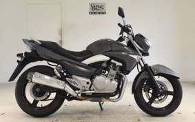 SUZUKI GSR250
