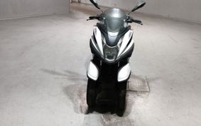 YAMAHA TRICITY 125 SE82J