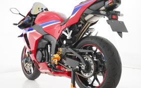 HONDA CBR600RR 2024 PC40
