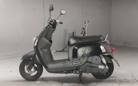 YAMAHA CUXI 100 C1DW