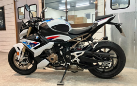 BMW S1000R 2021 0E51