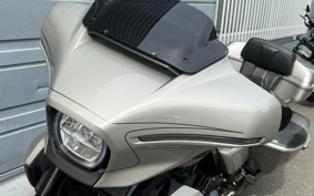 HARLEY FLHXSE CVO 2023 PX6