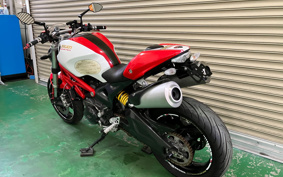 DUCATI  DUCATI  MONSTAR M696 2010 ZDMM500AAAB