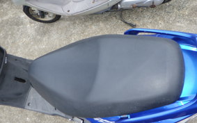 SUZUKI GSR125