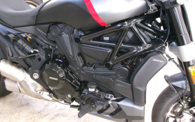 DUCATI DIAVEL BLACK STAR 2022 1G00
