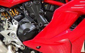 DUCATI SUPER SPORT S 2017 VA01