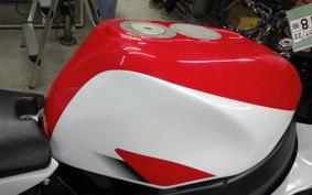 YAMAHA YZF-R7 2001
