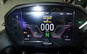 TRIUMPH STREET TRIPLE RS 2023