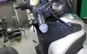 YAMAHA TRICITY 125 SE82J