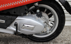 VESPA PRIMA BEIGE RA125