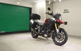 SUZUKI Vｽﾄﾛｰﾑ1000A 2015 VU51A