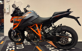 KTM 1290 SUPER DUKE GT V6940