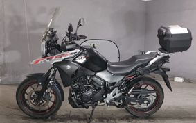 SUZUKI V-STROM 250 DS11A
