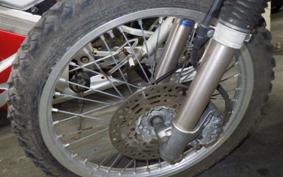 SUZUKI DJEBEL 250 XC SJ45A