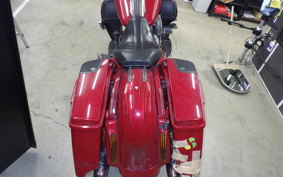 HARLEY FLHXSE 1800CVO 2016