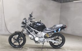 HONDA VTR 250 MC33